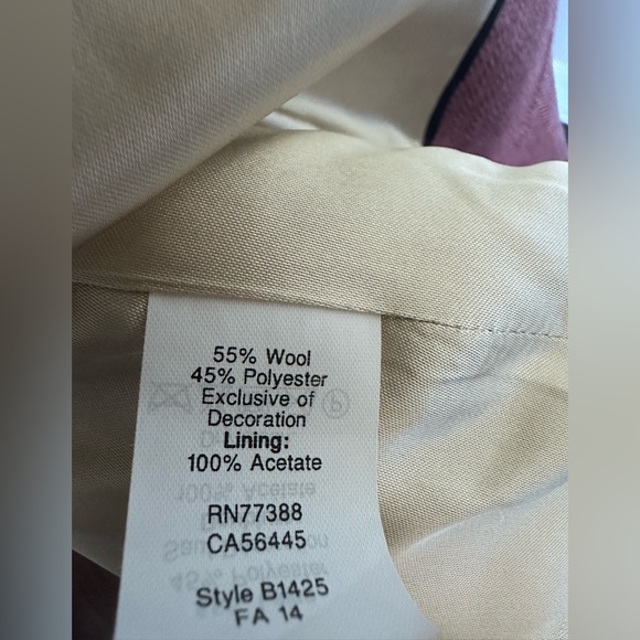 JCrew Factory Herringbone Wool Blazer w/Faux Suede Elbow Patch/Leather Buttons - Picture 8 of 11